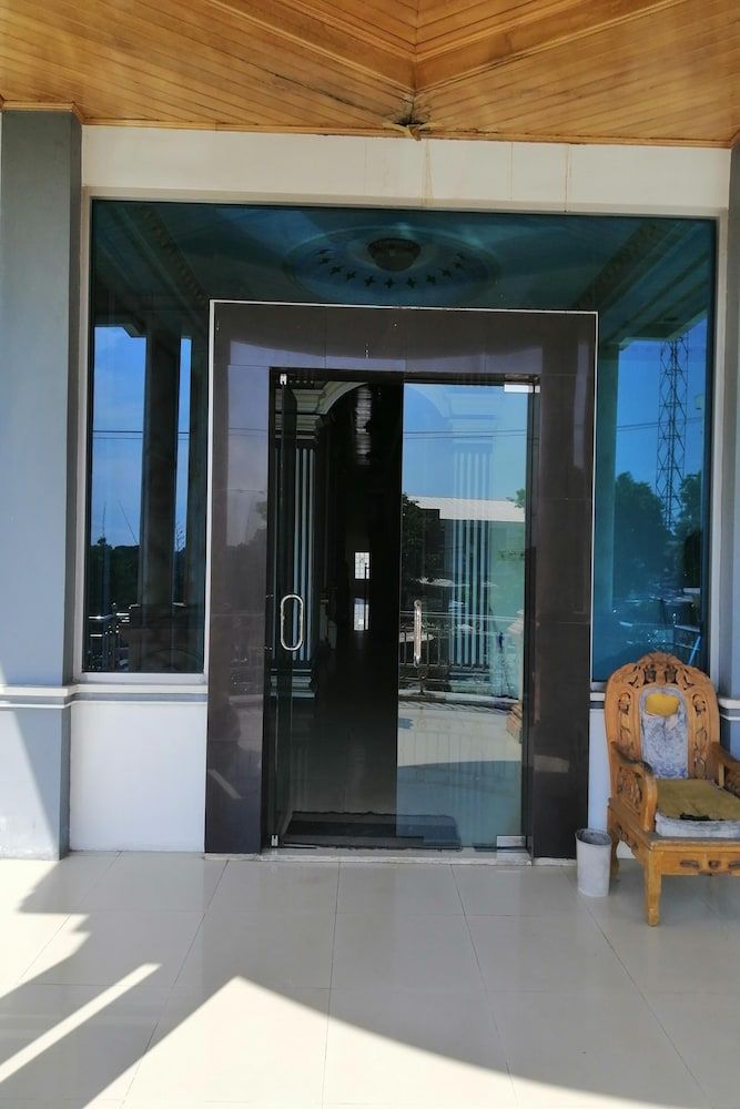Oyo 2179 Hotel Asria — Balikpapan — photo 2