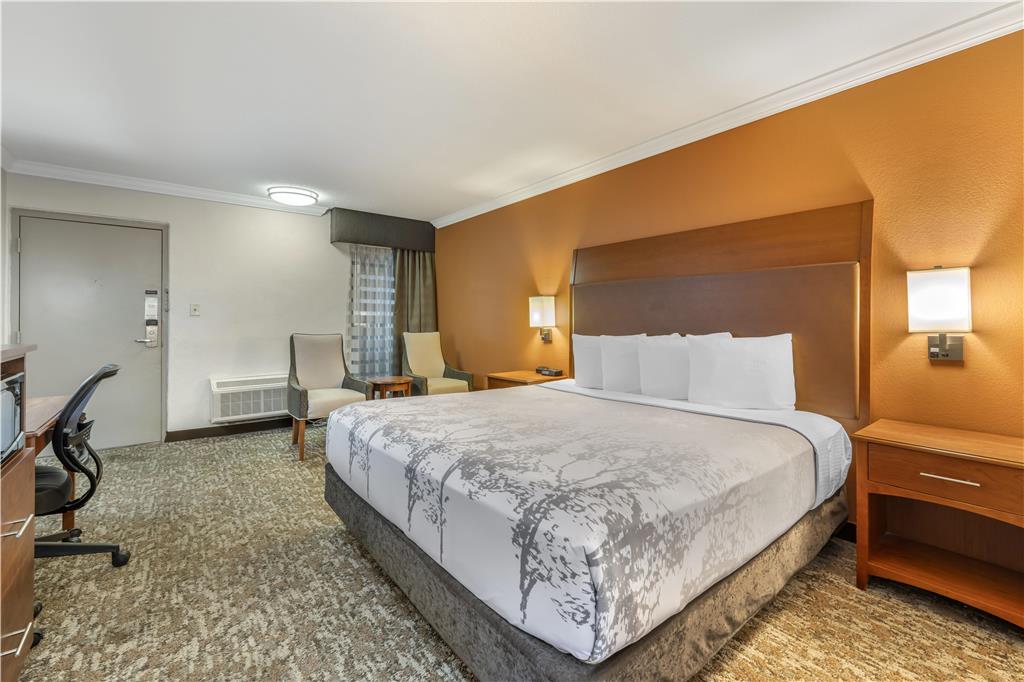 Best Western Angus Inn - photo 22