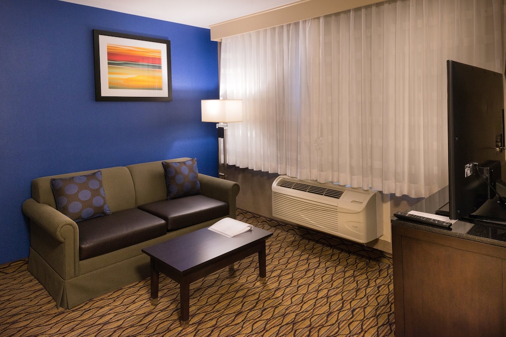 Holiday Inn Express & Suites Pasadena Los Angeles by IHG - photo 26
