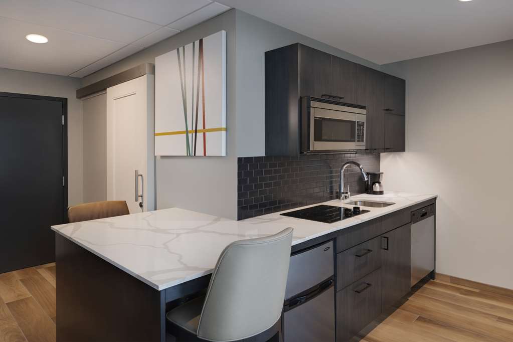 Hyatt House LAX Century Blvd - photo 8