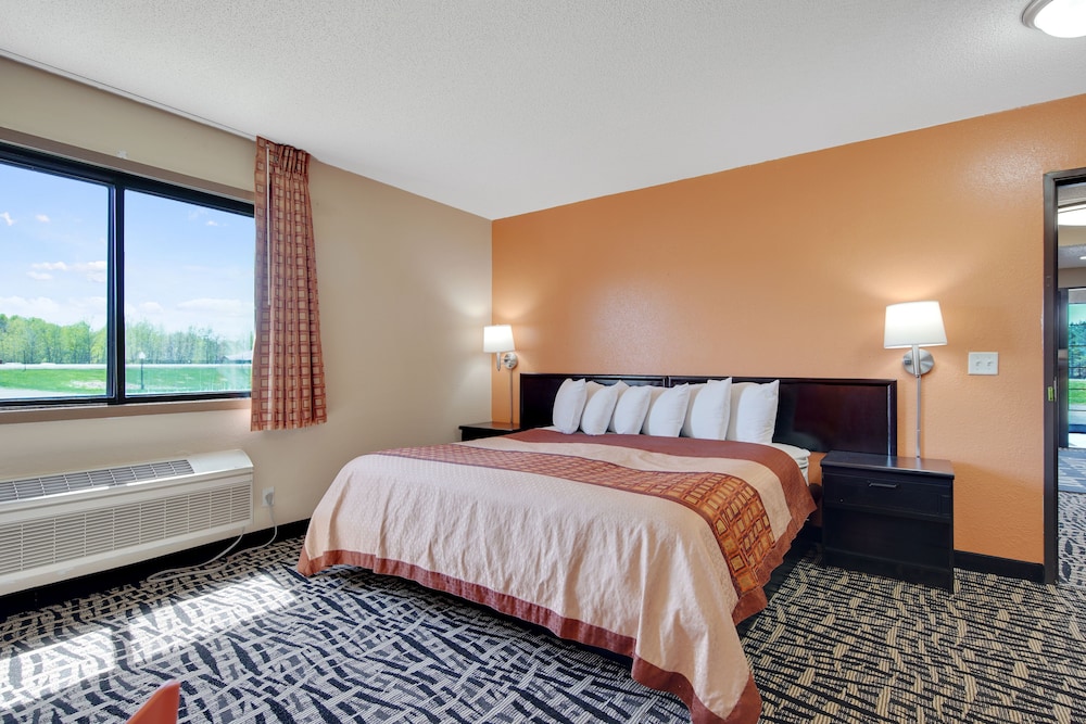 Americas Best Value Inn Finlayson - photo 13
