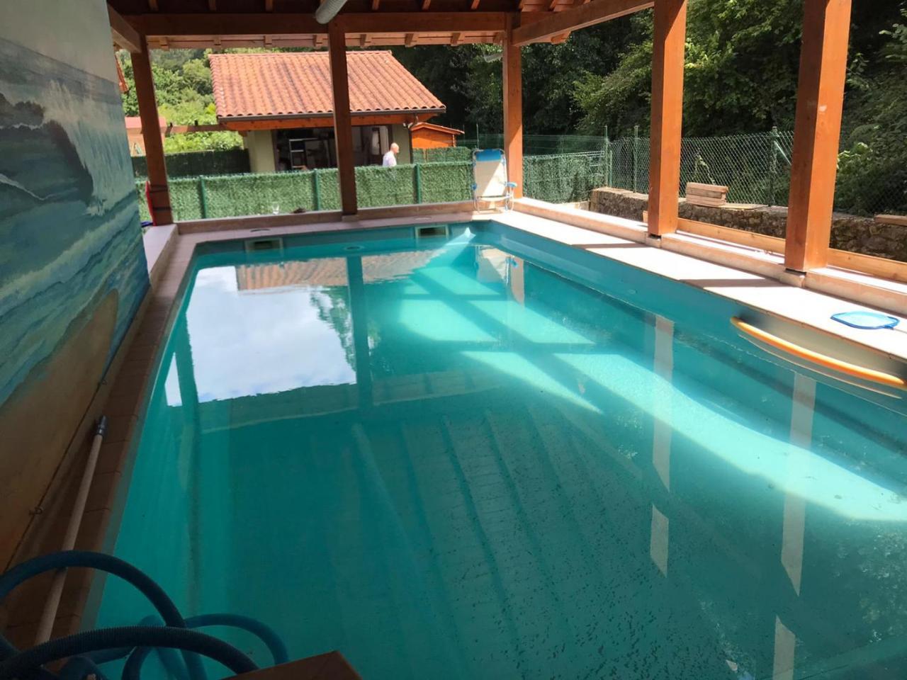 La Casa Malvarrosa Piscina Climatizada — 4-Star Luxury Hotel in Ampuero, Spain