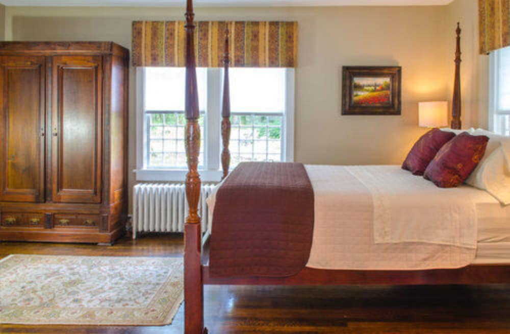 Hillbrook Inn - photo 7
