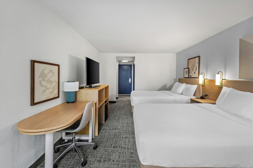 Spark by Hilton Alpharetta Roswell - photo 9