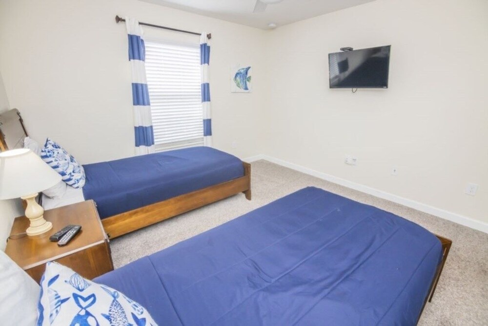 Once Upon A Time Townhome At Storey Lake Resort - photo 9