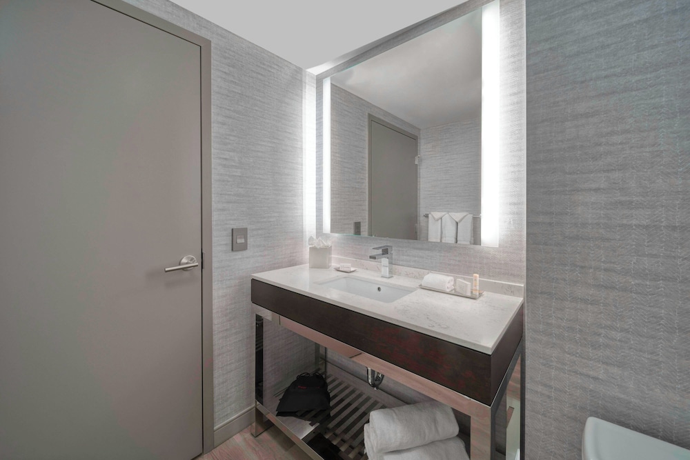 Residence Inn by Marriott Boston Downtown South End - photo 36