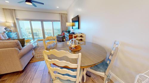 Beach Manor 1004 - photo 11