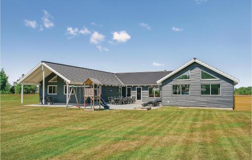 Lovely Home In Væggerløse With Sauna — 5-Star Luxury Hotel in None, Denmark