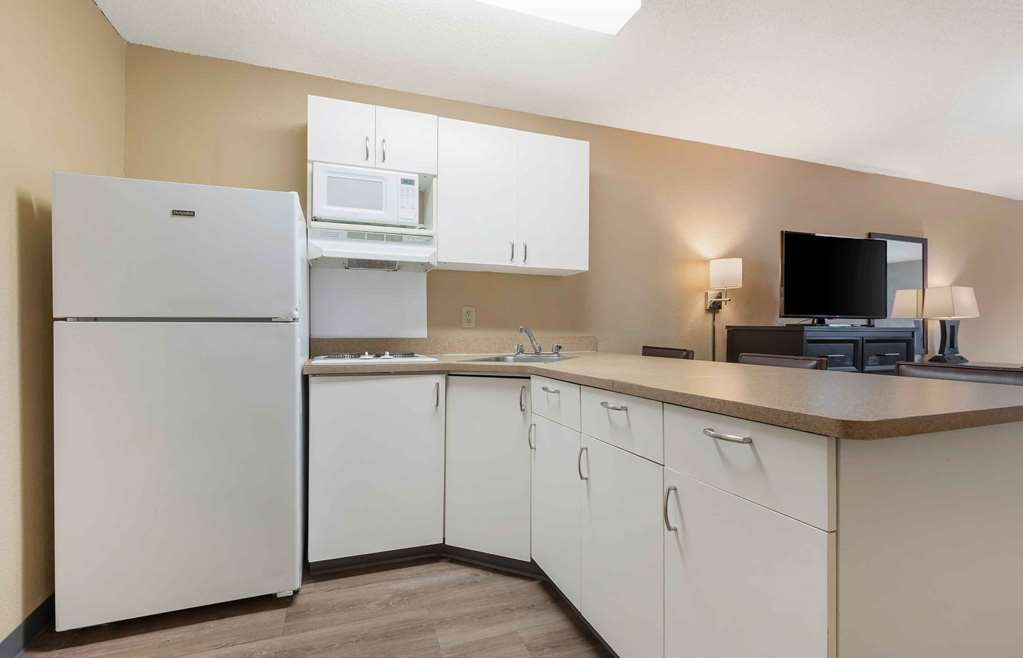 Extended Stay America Select Suites Austin Northwest Lakeline Mall - photo 34