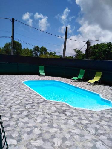 Maison charmante proche de la plage au Moule avec piscine — 4-Star Luxury Hotel in Le Moule, Guadeloupe