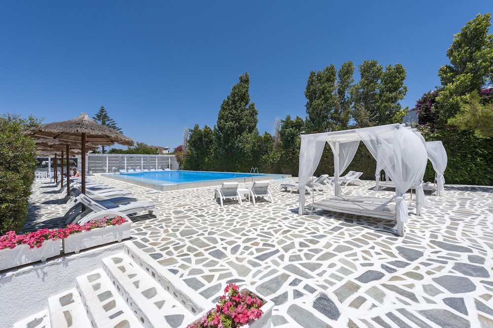 Narges Hotel — 4-Star Luxury Hotel in Paros, Greece