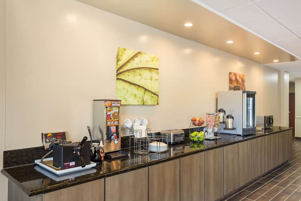 Sleep Inn & Suites North Mobile Saraland - photo 44