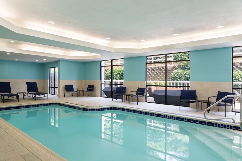 SpringHill Suites by Marriott West Mifflin - photo 13