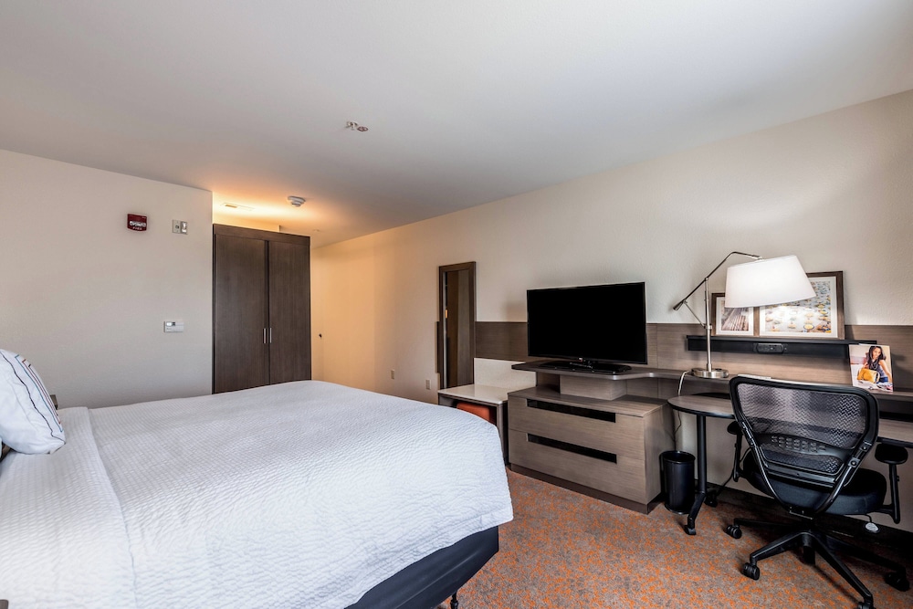 Fairfield Inn & Suites by Marriott St. Joseph Stevensville - photo 10