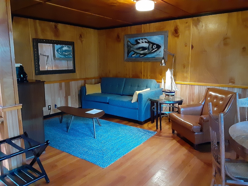 Anchor Inn Resort - photo 43