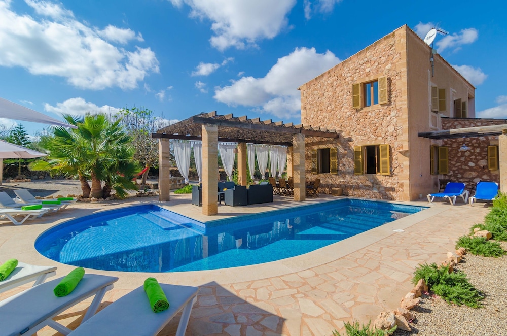 Ca Na Carme — 4-Star Luxury Hotel in Campos, Spain
