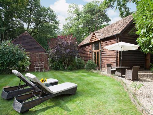 The Barn - carbon neutral hotel in Burley