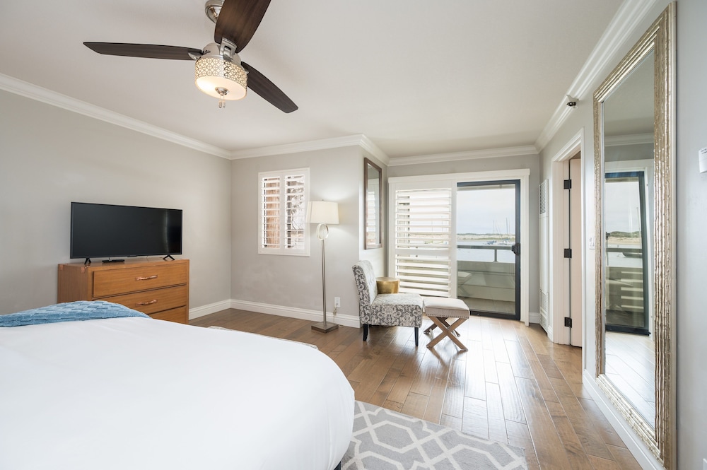 456 Embarcadero Inn & Suites - photo 49