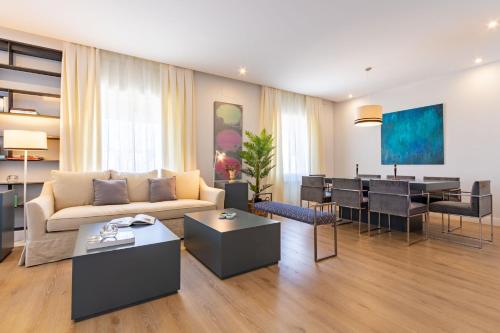 Plaza de Espana Deluxe Suites by Valcambre — 4-Star Luxury Hotel in Sevilla, Spain