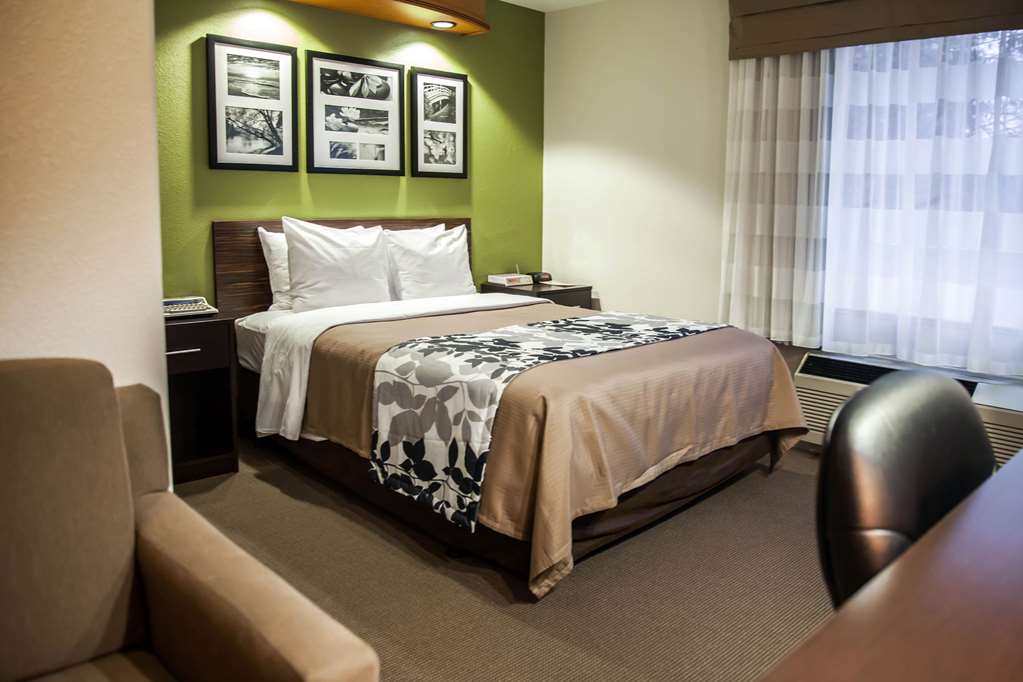 Sleep Inn & Suites Emmitsburg - photo 7