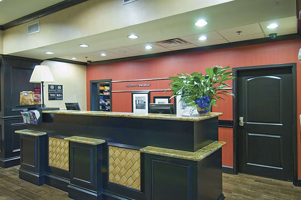 Hampton Inn & Suites Decatur - photo 6
