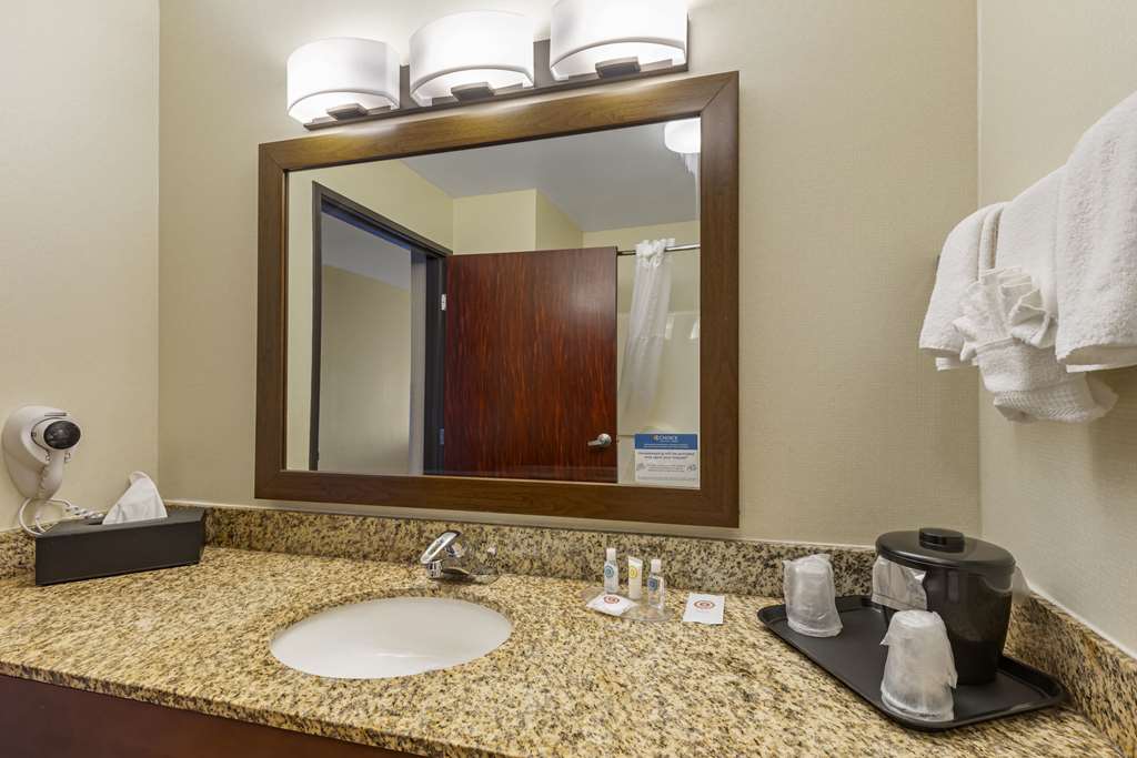 Comfort Inn & Suites Gillette near Campbell Medical Center - photo 26