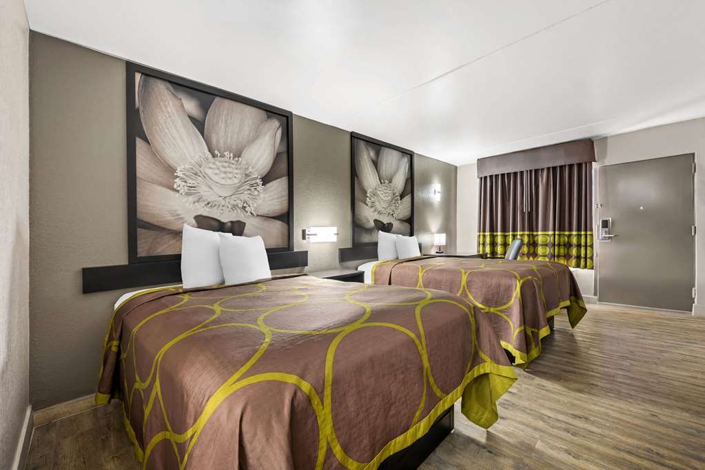 Super 8 by Wyndham Garysburg Roanoke Rapids - photo 20