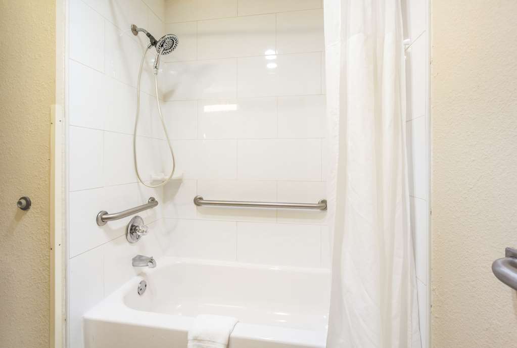 Quality Inn & Suites Florence Cincinnati South - photo 12