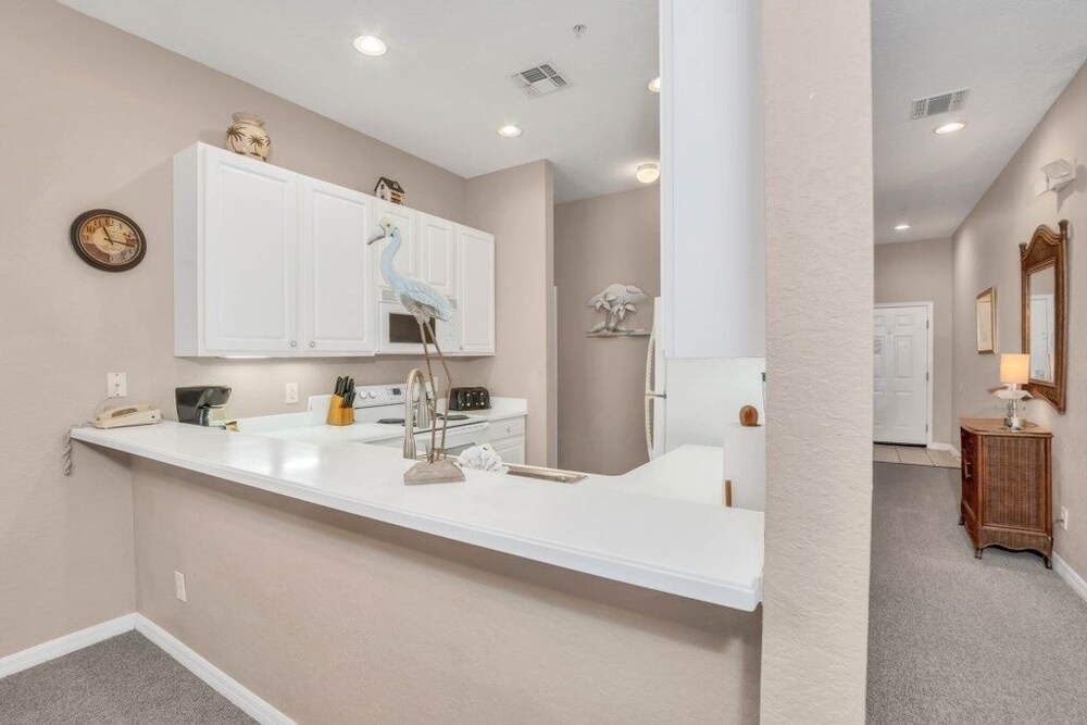 3 Bed In Resort Close To Disney 3 Bedroom Condo - photo 12