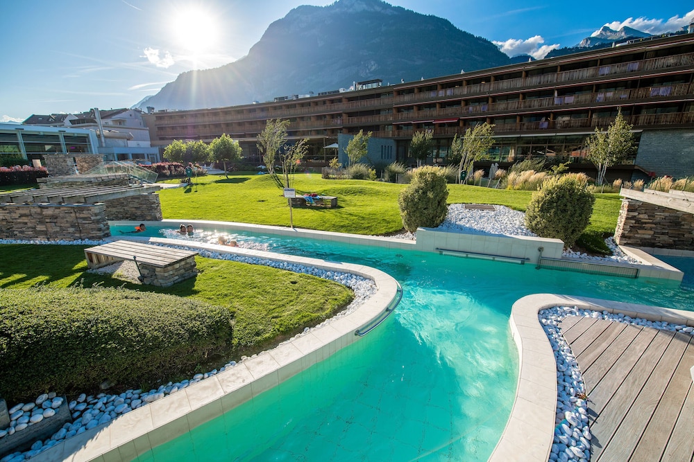 Hotel Des Bains De Saillon — Saillon