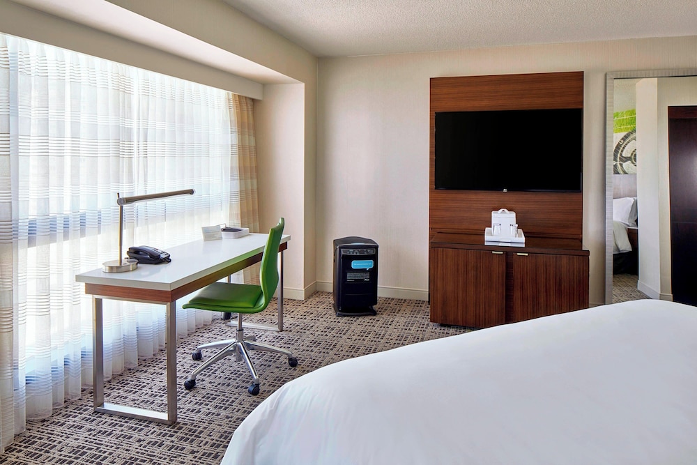 Renaissance Nashville Hotel - photo 24