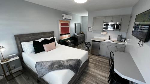 Oceano Suites Daytona Beach - photo 7