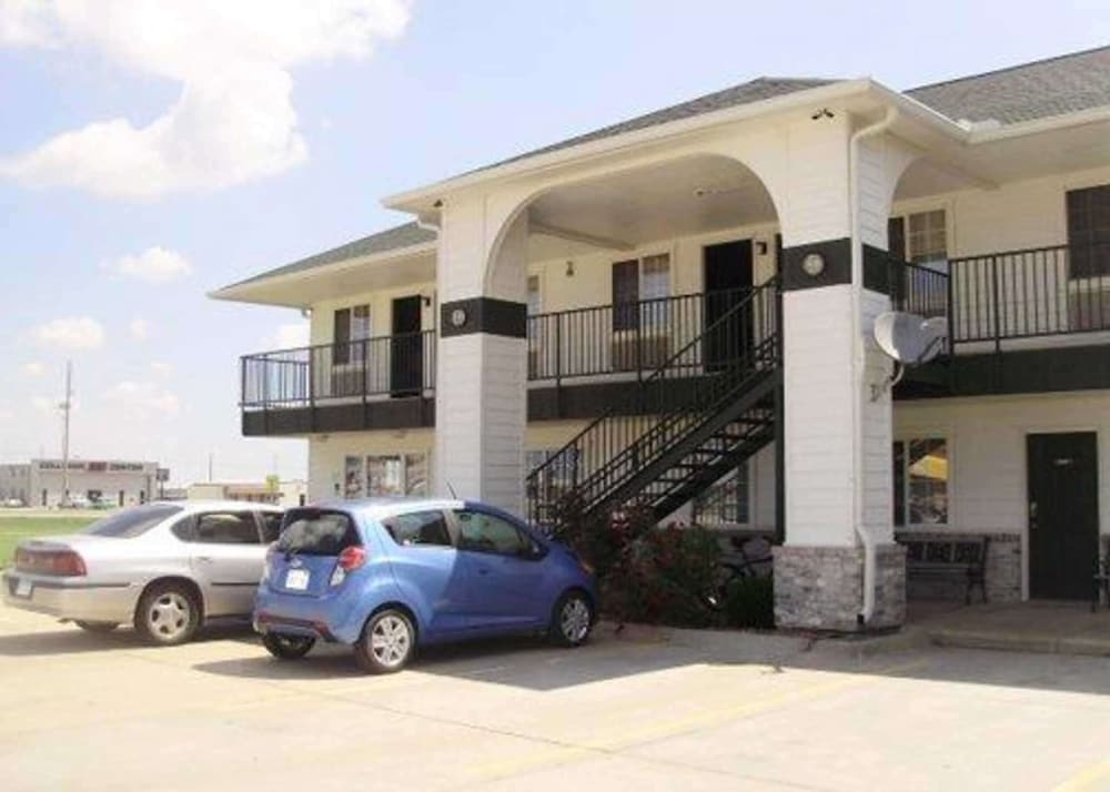 Rodeway Inn Goddard - featured photo