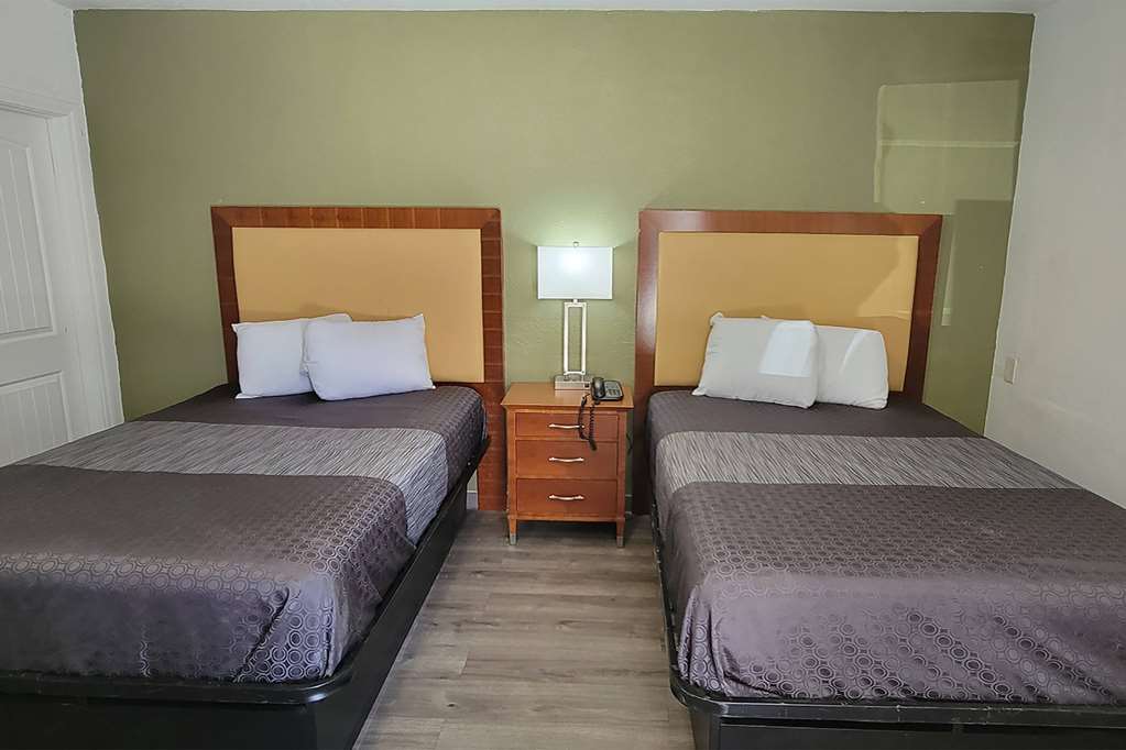 Super 8 by Wyndham El Centro North - photo 9