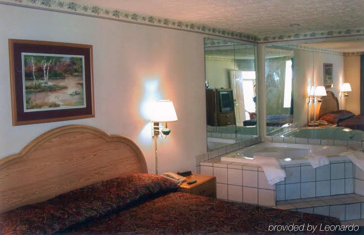 Americas Best Value Inn Shelby - photo 8