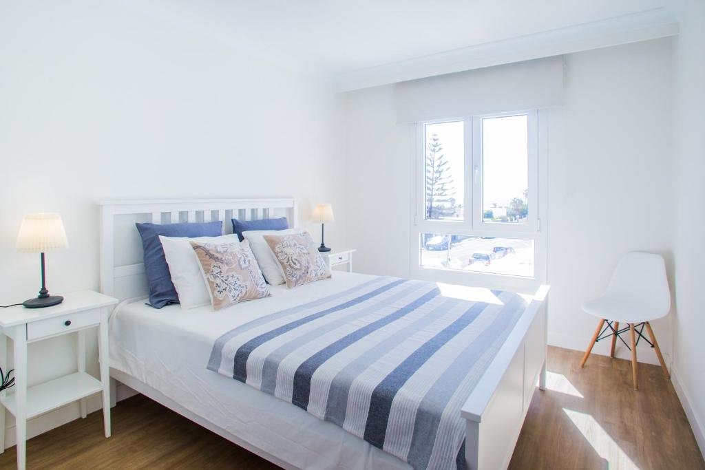 Flower Beach Suite 26 — 4-Star Luxury Hotel in Arrecife, Spain
