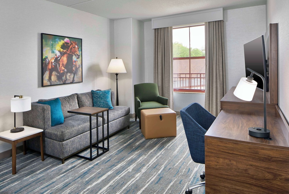 Hampton Inn & Suites Saratoga Springs Downtown - photo 40