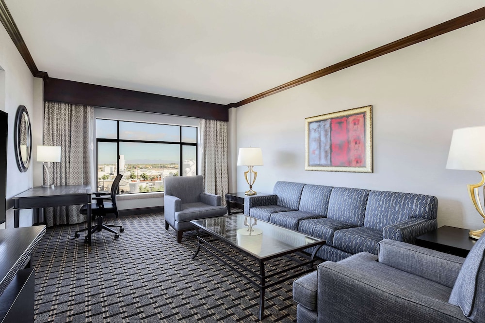 Hilton Phoenix Chandler - photo 15