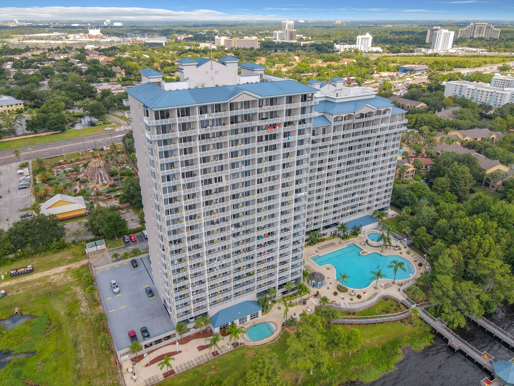 Lakefront Resort in Heart of Orlando Attractions Tu Casa Vacations - photo 39
