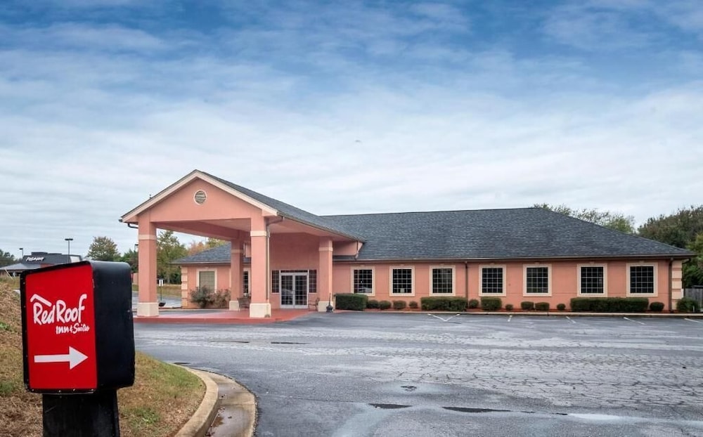 Red Roof Inn & Suites Madison GA in Madison, United States