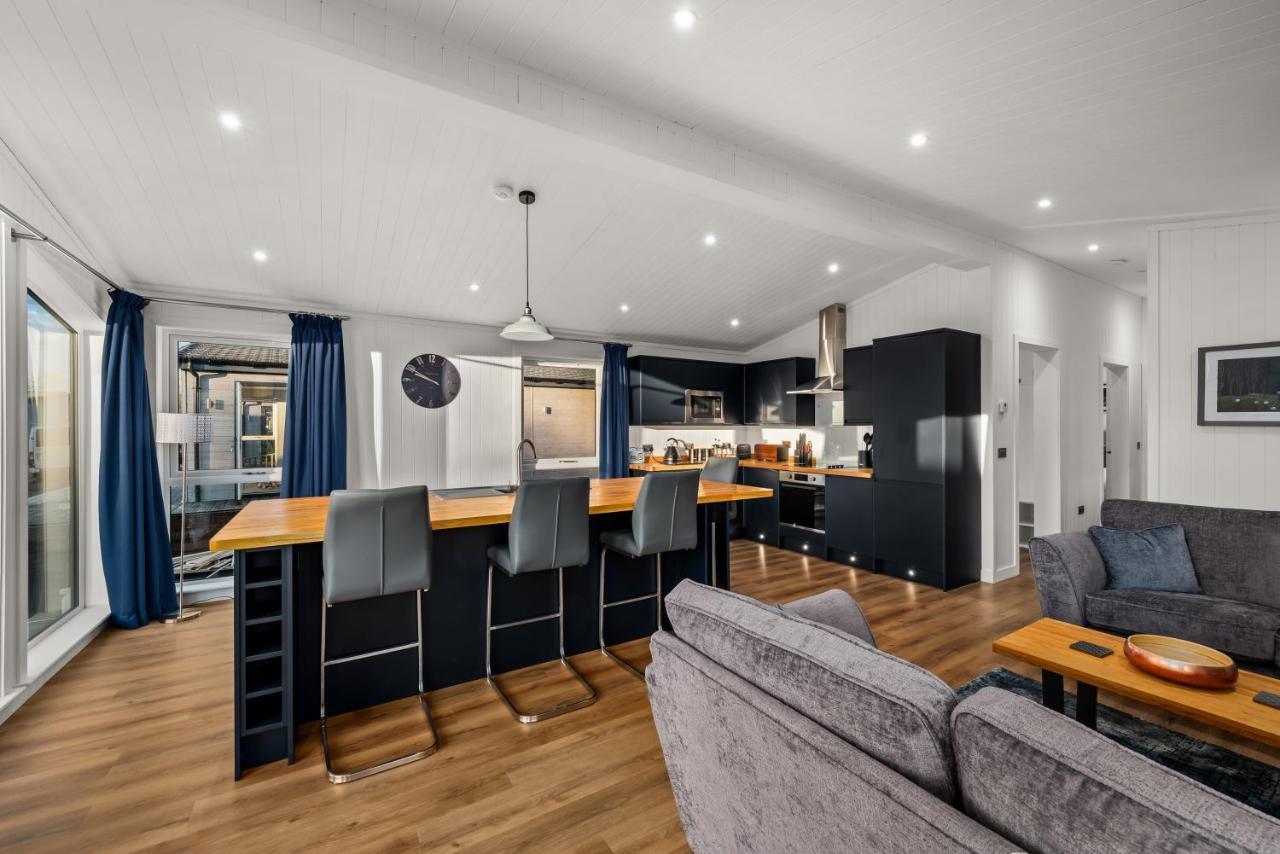 Silverwood Luxury Lodge Resort 37 individual stunning properties — 5-Star Luxury Hotel in Perth, United Kingdom