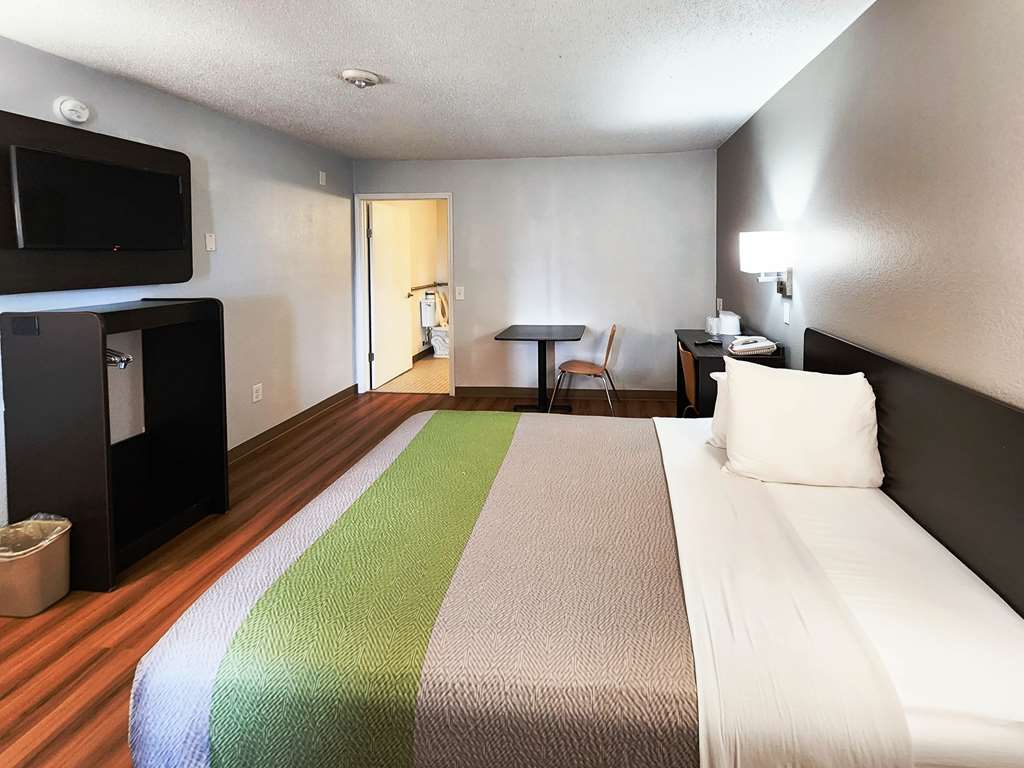 Motel 6 Baytown TX Baytown East - photo 7