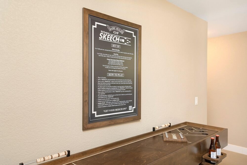 Amazing Urban Townhome near Breweries & River - photo 30