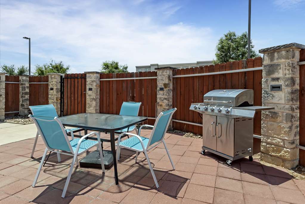 Best Western Plus Pflugerville - photo 9