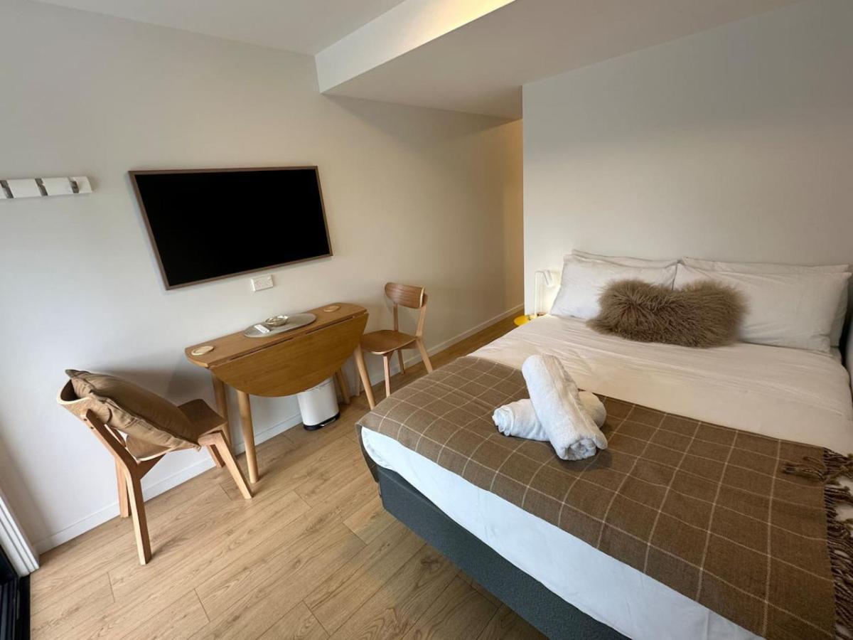 Brand New Cozy Room In Fernhill — Queenstown