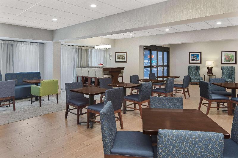 Hampton Inn Lagrange near Callaway Gardens - photo 8