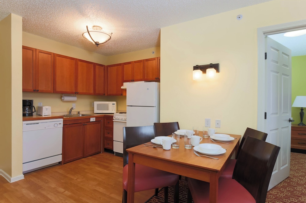TownePlace Suites by Marriott Lubbock - photo 23