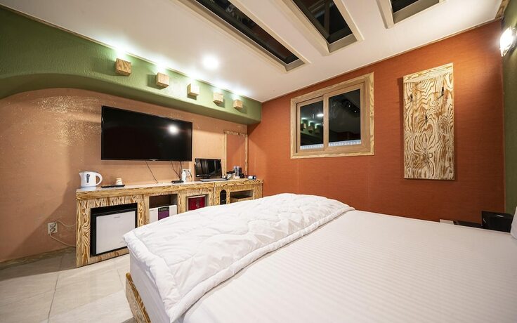 Evian Drive in in Daejam dong Pohang in Pohang, South Korea