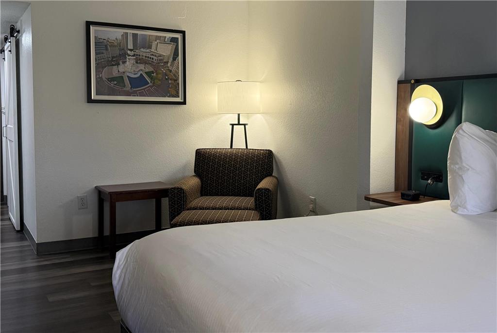 Wingate by Wyndham Indianapolis Airport Rockville Rd. - photo 17