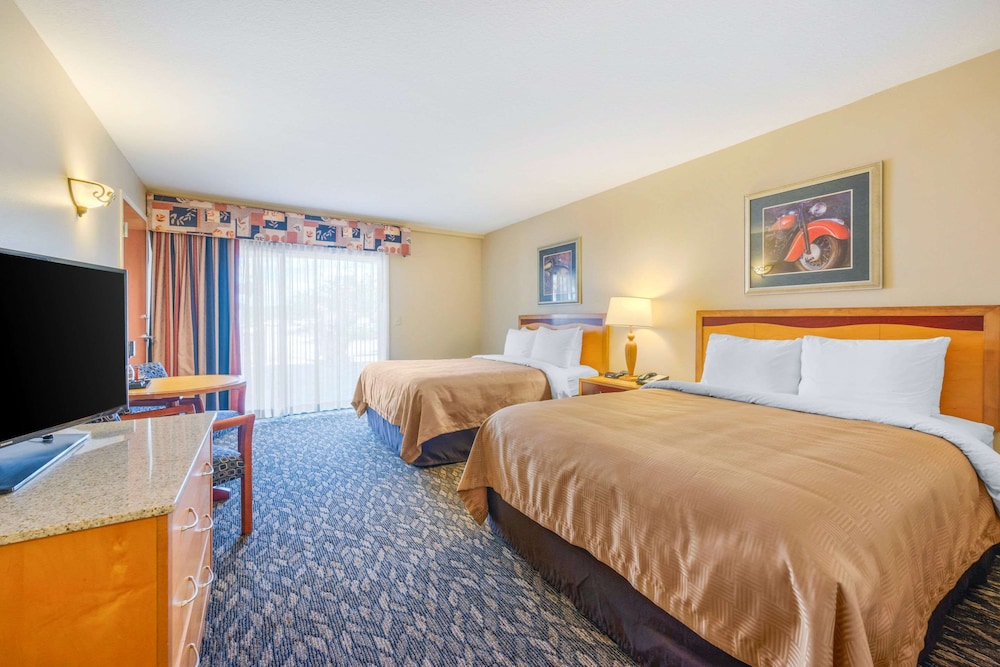 Clarion Inn Ormond Beach at Destination Daytona - photo 30